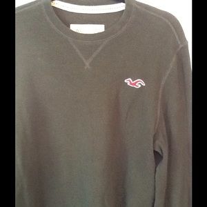 Hollister men's Henley in deep green. Size M