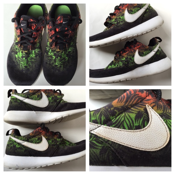 SOLD🚫Nike Roshe Sneakers✨ - Picture 2 of 3