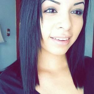 Meet your Posher, Alisia