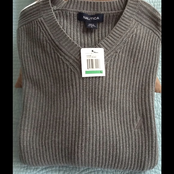 Nautica men's sweater NWT  V neck size L - Picture 2 of 4