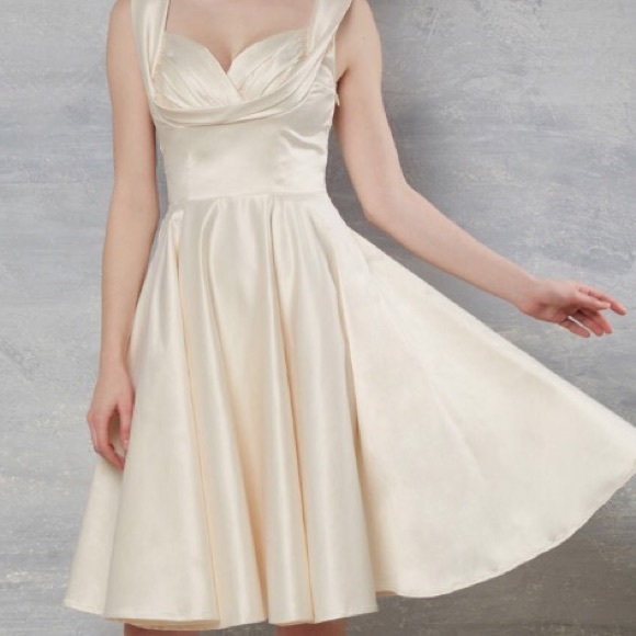 ModCloth Dresses & Skirts - Reduced price 1day only!!! Aisle Be There Dress.
