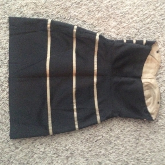 Adorable bcbg generation dress size 2! - Picture 2 of 3