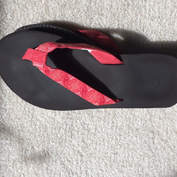 L.L. Bean flip flops
