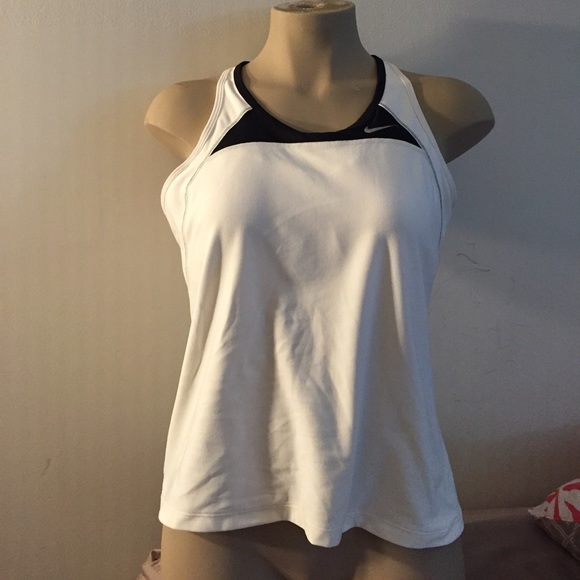 Nike Dri-Fit Tank tap