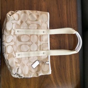 Coach Logo Shoulder Bag