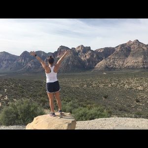 Meet your Posher, Tina