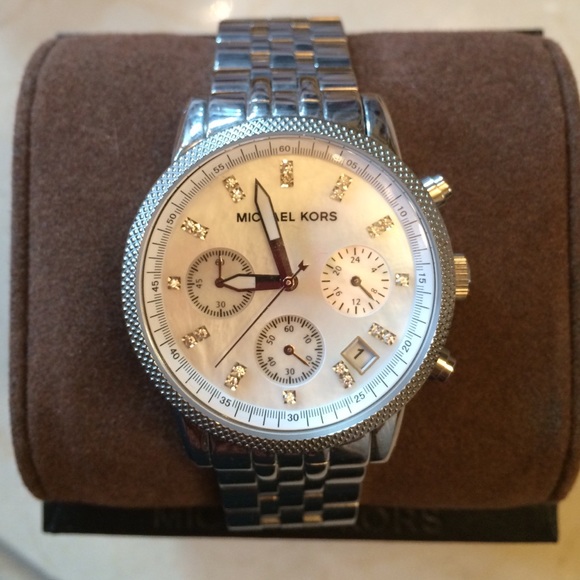 Lightly worn!! Michael Kors- mother of pearl watch