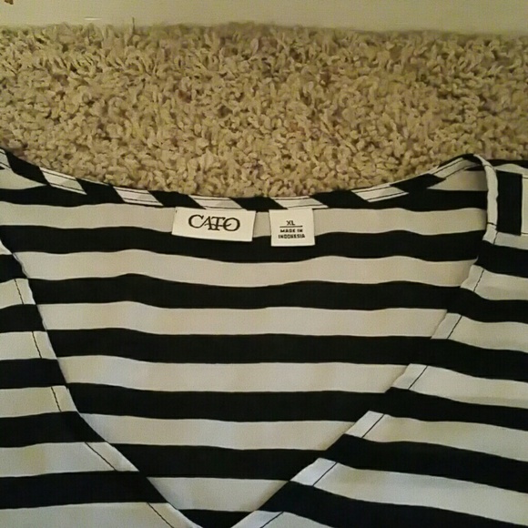 Shirt - Picture 3 of 4