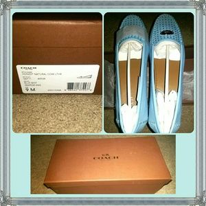NWT - Coach Honest Blue Mist Leather Flats