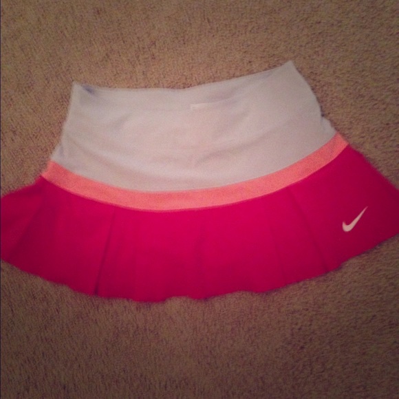Nike tennis skirt