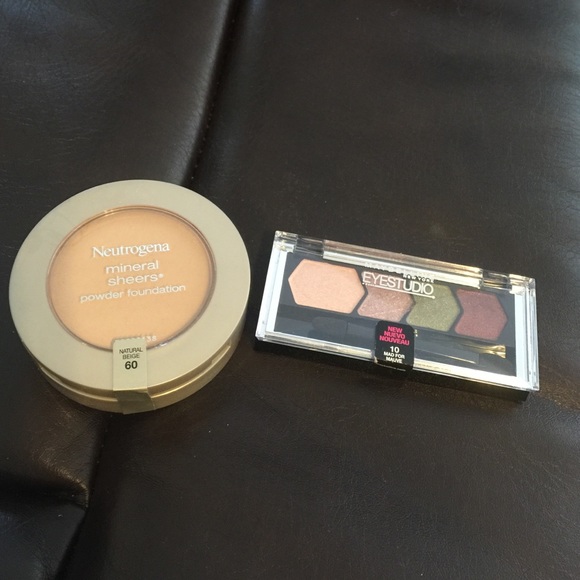 Makeup - Picture 4 of 4