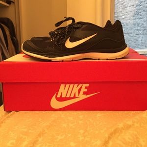 Nike Flex TR5 training shoes