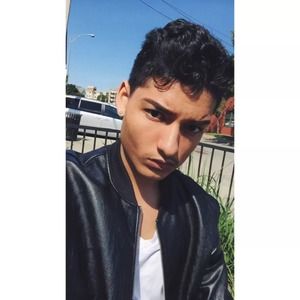 Meet your Posher, Marc