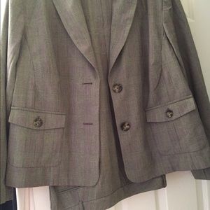 Bandolino pants suit, size 20W