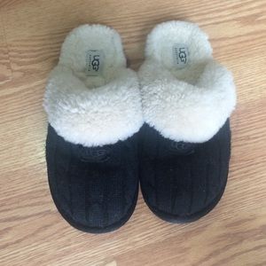 UGG slippers- Black- Size 7