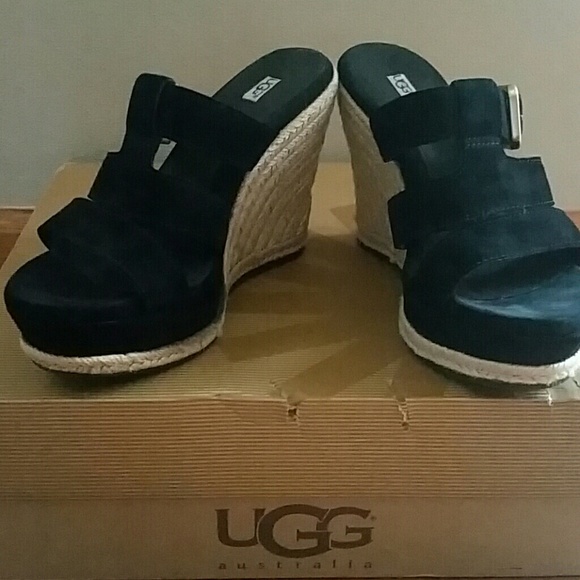 Ugg wedge