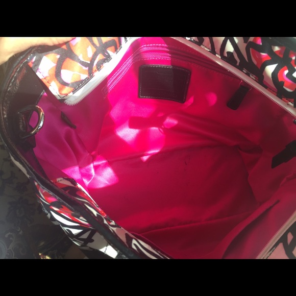 SOLD Authentic Coach Handbag - Picture 3 of 4