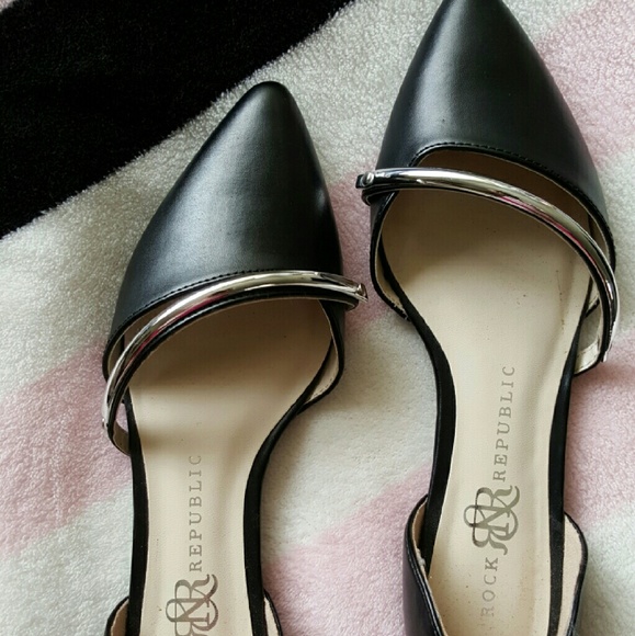 Rock Republic flats