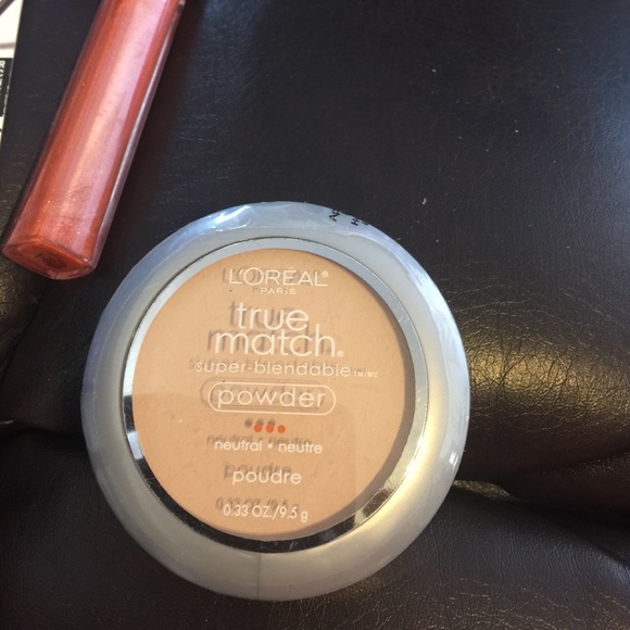 Makeup - Picture 2 of 4