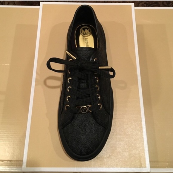 MK sneakers TRADE