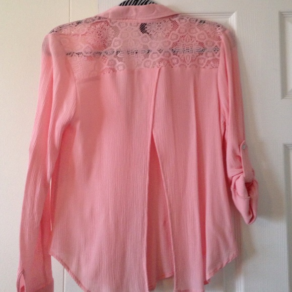 Top - Picture 2 of 3