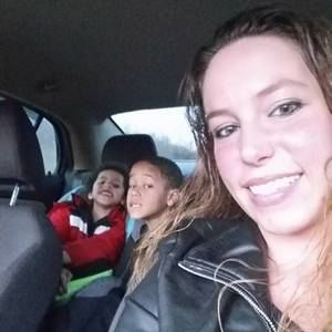 Meet your Posher, Jessica