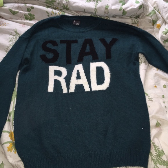 STAY RAD GRAPHIC PULLOVER SWEATER