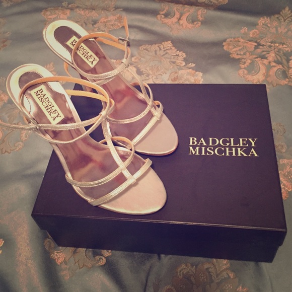 Badgley  Mischka egan sandl silver heel sz7