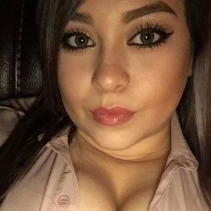 Meet your Posher, Adriana