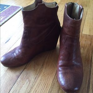 Frye Carson Wedge Bootie