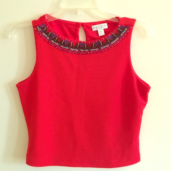 Crop top