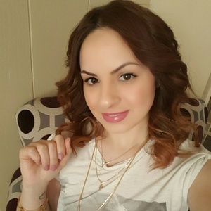 Meet your Posher, Eileen