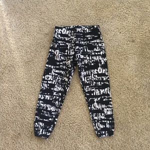 Calvin Klien Workout Capris