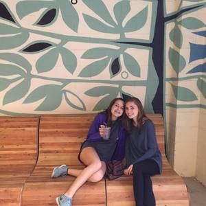 Meet your Posher, Amelia