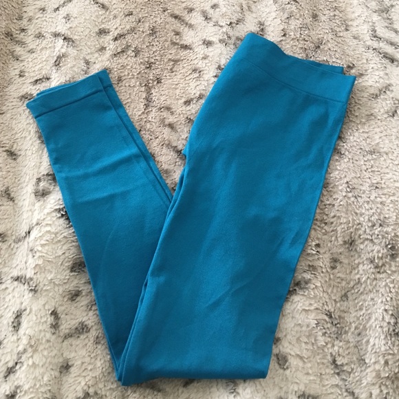 Turquoise leggings
