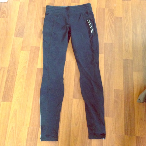 LULULEMON FLEECE LEGGINGS