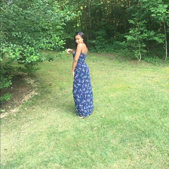 Meet your Posher, Alessia - Picture 1 of 1