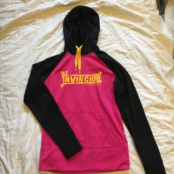 Nike Tops - Nike hoodie