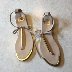 DV sandals