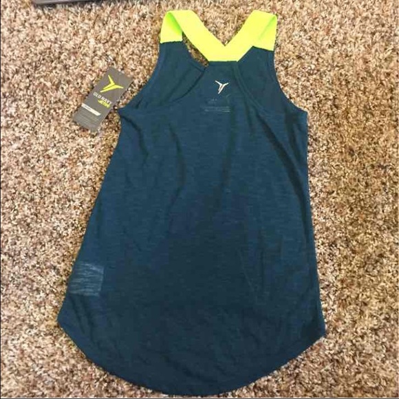 NWT Girls (5) Old Navy Active Tank Top - Picture 2 of 2