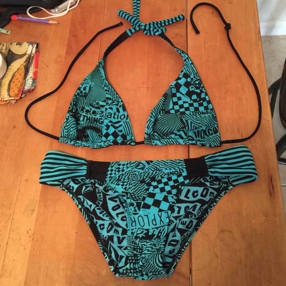 Volcom bikini.