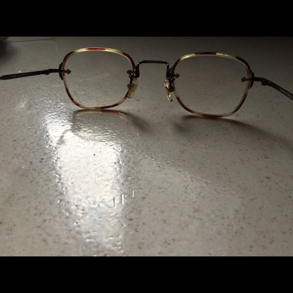 Eyewear wire glasses Tortise