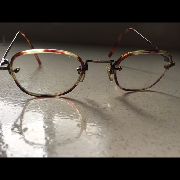 Eyewear wire glasses Tortise