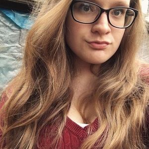 Meet your Posher, Leah