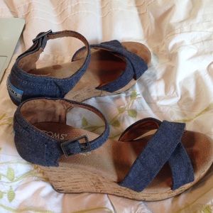 TOMS Strappy Wedge
