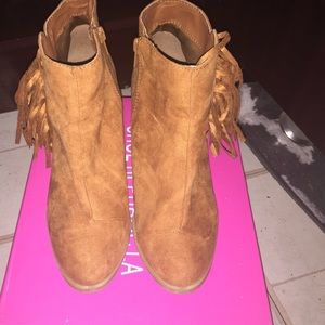 Riding Boots with fringes