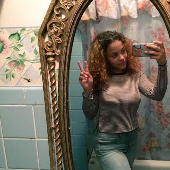 Meet your Posher, Tamara - Picture 1 of 1