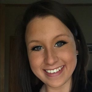 Meet your Posher, Libby