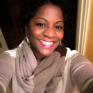 Meet your Posher, Charlotte