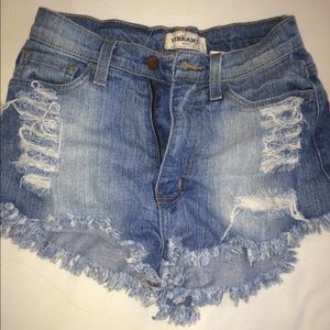 Distressed Cut off high waisted jeans